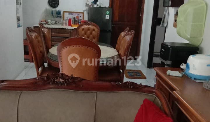 Dijual Cepat Rumah Kos 2 1/2 Lantai Strategis Sayap Setia Budi