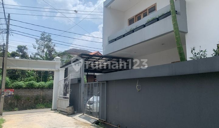 Dijual Rumah Kantor Hook 2 Lantai Bagus Siap Huni Daerah Ciwaruga