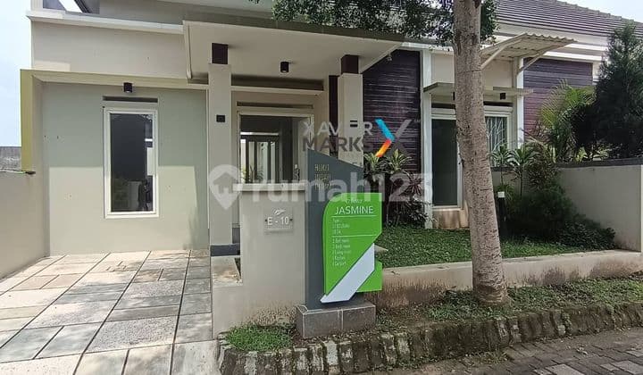 Kesempatan Investasi Hunian Minimalis Kontemporer Dengan Harga Kompetitif Dalam Cluster Dekat Exit Tol