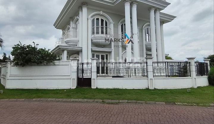 Rumah Mewah Hook Iconic Dalam Cluster Area Suhat