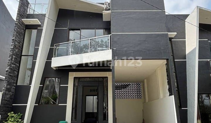 Passive Income Hingga 150 Jt/Thn! Villa Modern Minimalis Siap Huni Full Furnished di Tengah Kota