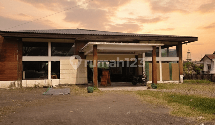 Disewakan Ruang Usaha Ex Resto Berdampingan dengan Plaza Araya Cocok untuk Bisnis Anda