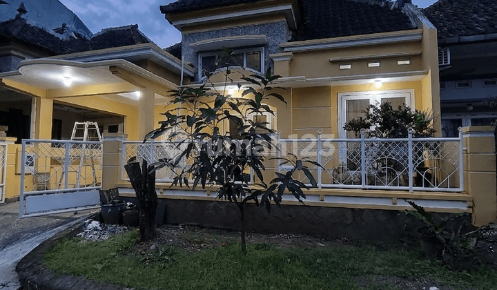 For Rent House Inside One Gate Cluster in Permata Jingga