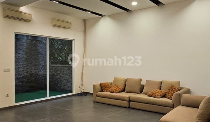 Dijual Rumah Siap Huni Semi Furnished - Alam Sutra Cluster Onyx