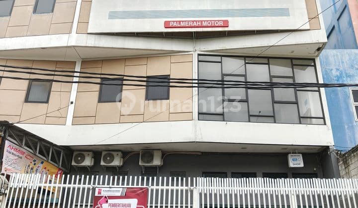 Dekat Akses Tol, Ruko, 3 Lantai, Dekat Akses Bandara, di Cakung,