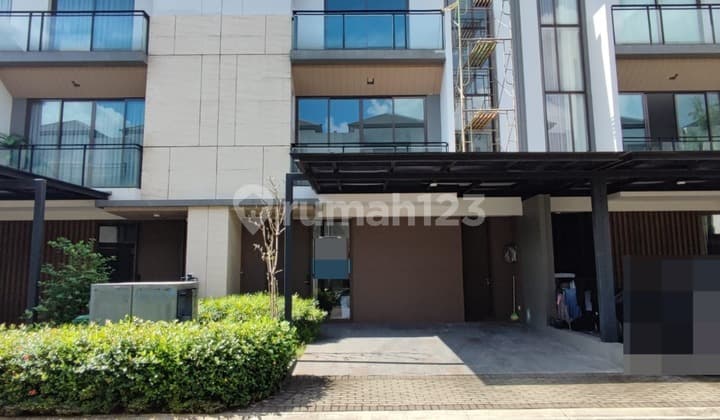 Flash Sale. Rumah mewah Zora cluster Keia, BSD