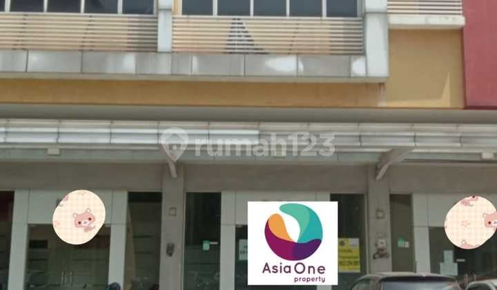 3-Story Shop House in Sinpansa Sumarecon, North Bekasi