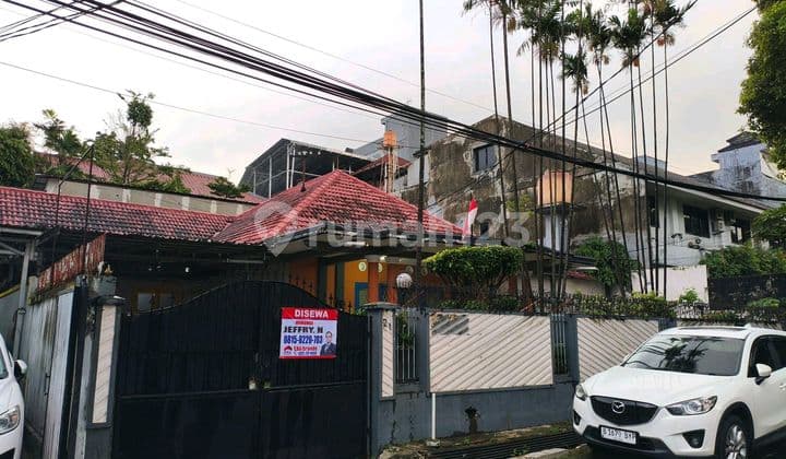 Rumah Area Komersial