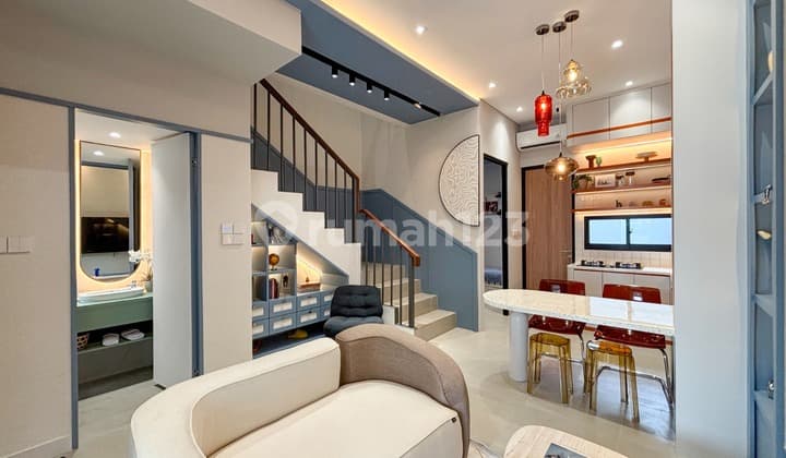 Dijual Rumah Baru Area Grand Wisata 2 Lantai, 3 Kamar Tidur Dalam Cluster Keamanan 24 Jam Bebas Banjir, Dp 0% Bisa Kpr Free Biaya2 Akses Langsung Tol Tambun Grand Wisata Bekasi