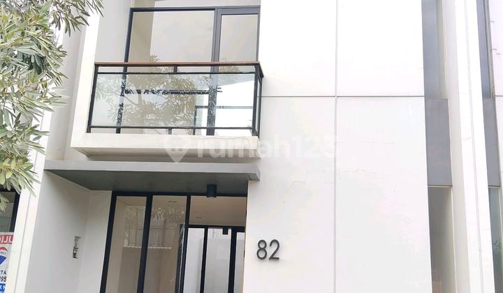 Disewakan Cepat Cendana Essence Dekat Uph, Siloam Lippo Karawaci Rumah