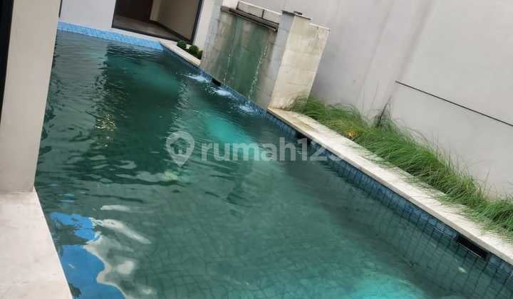 For Sale Luxury House Fully Furnished with Swimming Pool in Lancewood Navapark Cluster, BSD City Serpong South Tangerang.