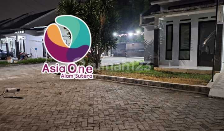 For Sale: Corner House in Pondok Jagung Jelupang Complex, Location Near Technosa School and Jelupang Toll Gate