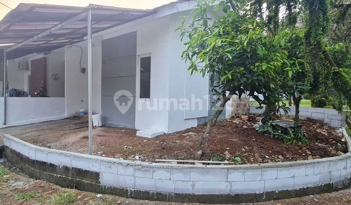 Rumah Hoek bisa Berkebun Bale Tirtawarna Cisauk