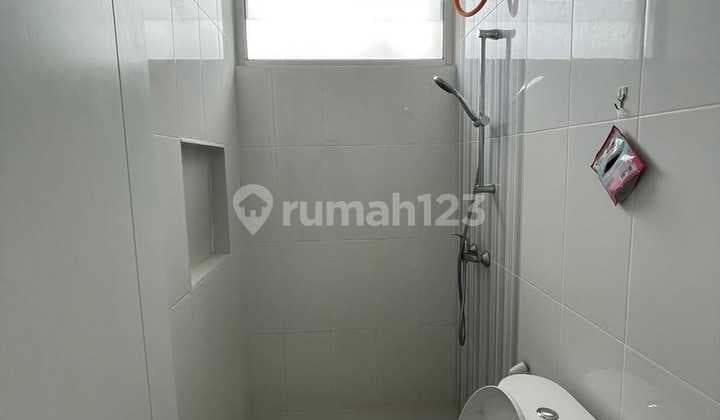 Dijual Rumah Siap Huni Malibu Village Gading Serpong Lokasi Dekat Mall dan Pusat Perbelanjaan