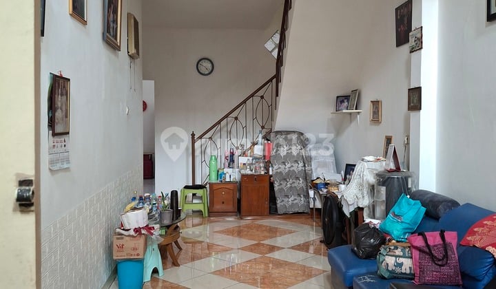 Dijual Rumah Viktoria Park Residence Karawaci Tangerang Rumah