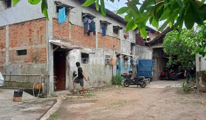 KESEMPATAN EMAS INVESTOR! RUMAH + ASET KONTRAKAN 21 PINTU di Tambora, Jakarta Barat!