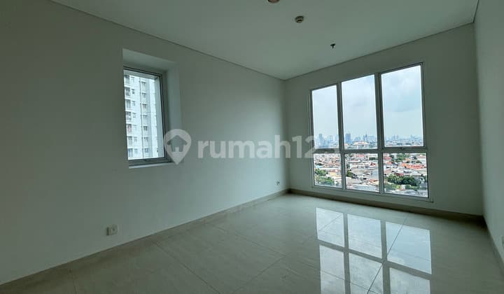 Apartemen Hoek 3 BR di Grand Madison Central Park Jakarta Barat