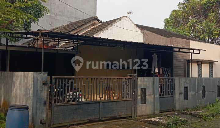Murah! Dijual Cepat Rumah Hook Kawasan Berkembang
