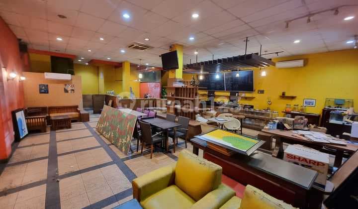 Disewakan Murah untuk 2 Ruko Gandeng di M O I