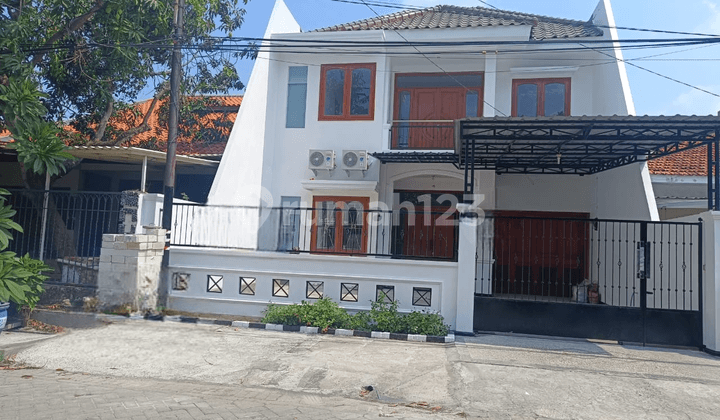 Rumah Dukuh Kupang Timur