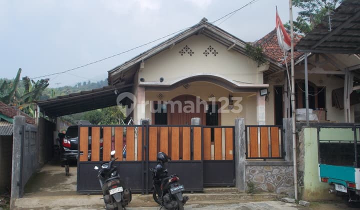 Rumah Pegunungan Cijeruk Bogor Jual Murah Lelang