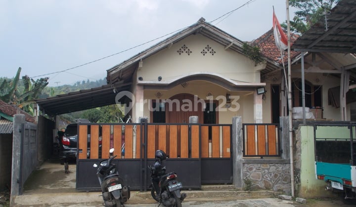 Rumah Pegunungan Cijeruk Bogor Jual Murah Lelang
