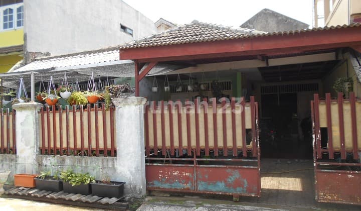 Rumah Beji Depok Tanah Luas Jual Harga Lelang