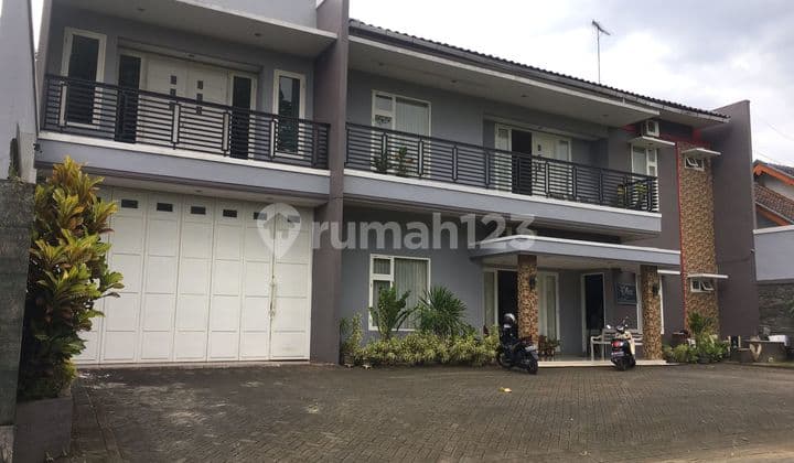 Rumah 2 Lantai Elegan Harga Lelang di Kabupaten Malang