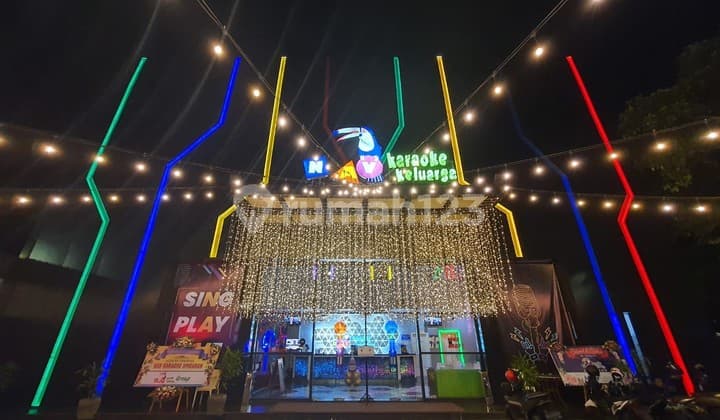 Disewakan Gedung Strategis Full Furnished