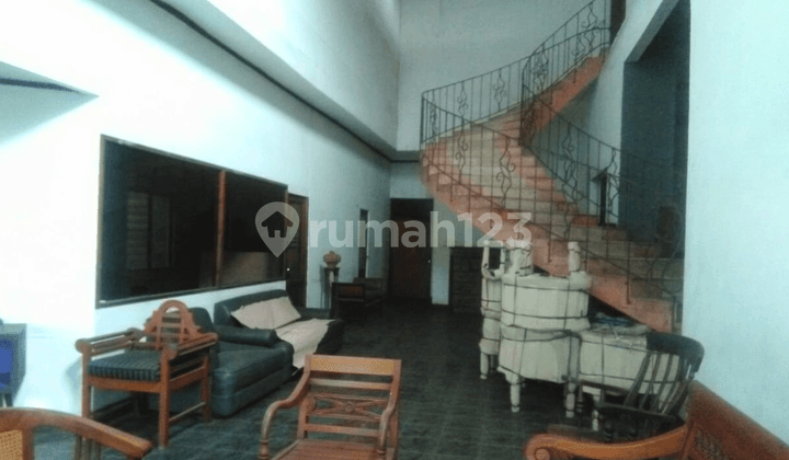 Dijual Gudang Ada Kantor + Furniture, Akses Logistik Sangat Baik