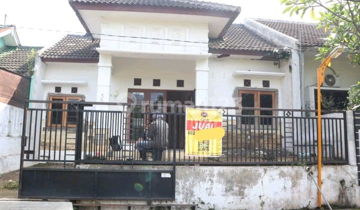 Rumah Strategis di Banyumanik