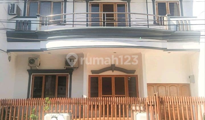 Dijual Rumah di Sunter Semi Furnished