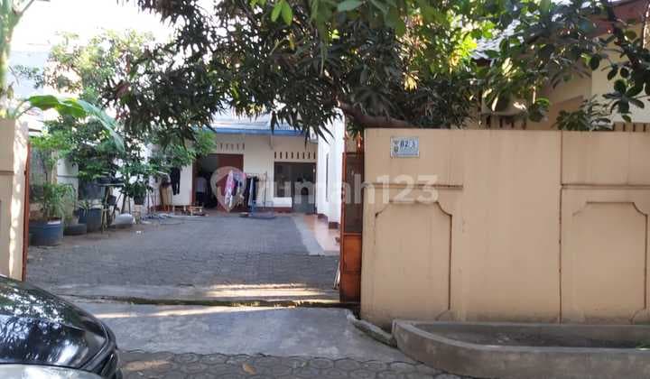 Rumah Hoek Di Pekayon Indah