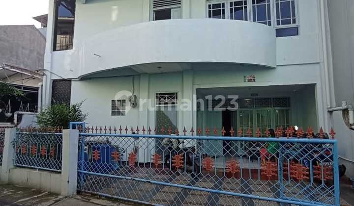 Rumah Kost Aman & Nyaman Dekat Kampus UI di Pondok Cina, Depok