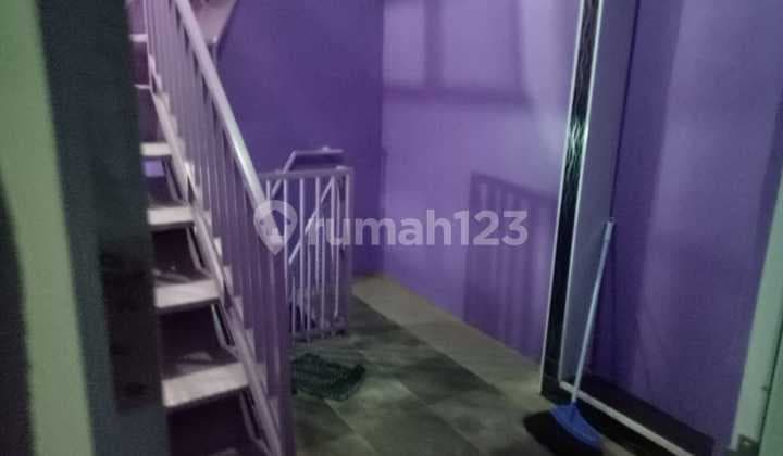 Rumah 2,5 Lantai Full Renovasi di Griya Tangerang Asri