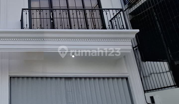 Ruko SHM Strategis Kondisi Baru 79 m² di Klender Jakarta Timur