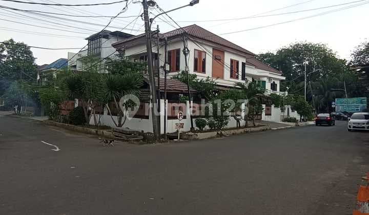 Rumah Hook SHM Super Strategis, Pondok Kelapa Permai Jakarta Timur