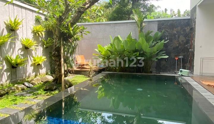 VILLA MEWAH NAN CANTIK DIJUAL LOKASI SLOW LIVING DI JOGJA