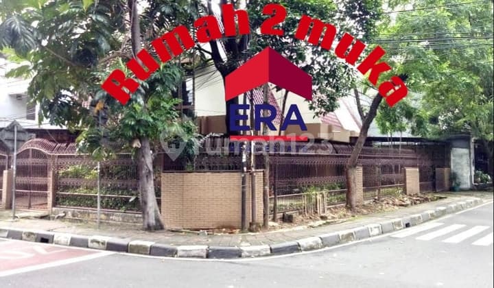 Rumah Hoek 2muka Benhil.siap Huni.bebas Banjir.ada Rooftop