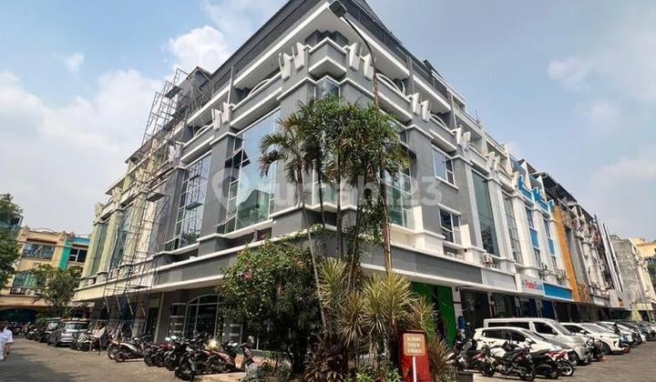 For Sale Mrs. Corner Shop House 5 Floors Fatmawati