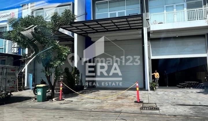 Gudang 2 Lantai Bizpark3 Bekasi, Siap Pakai , Semi Furnished,Bebas Banjir Dekat St.kranji.dekat Rs.ananda