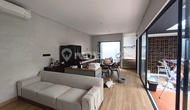 Beli Rumah Semifurnish Ini, Auto Dapet Passive Income Dari Penyewa Bulanan. Cocok Buat yang Mau Invest di Summarecon, Bandung.