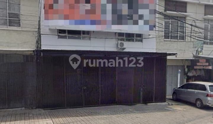 Sewa Ruko di Area Strategis, Padat, dan Ramai. Akses Dekat ke Tol Pasteur, Bandung - Cimahi.