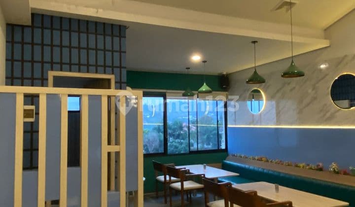 Sewa Ruko 4 Lantai di Kawasan Eksklusif dan Prime Kota Bandung. Cocok Banget untuk Usaha Cafe.