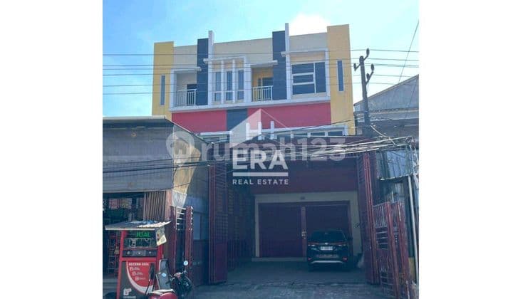 Ruko Disewakan Strategis , Dua Lantai Dan Bangunan Ruko Masih Bagus , Cocok Untuk Usaha