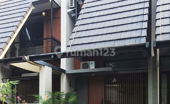 Dijual Rumah Siap Huni Kondisi Bagus DI Fleekhauz Area BSD