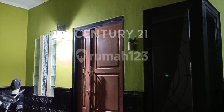 Rumah 1,5 Lantai Di Taman Walet Pasar Kemis Kab Tangerang