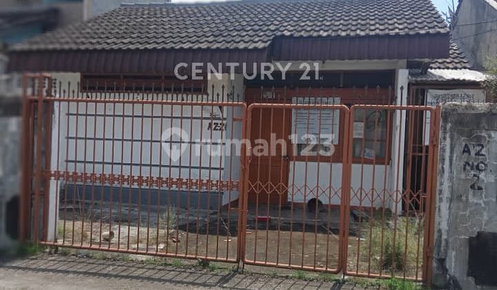 Rumah di Taman Poris Gaga di Tengah Kota Tangerang