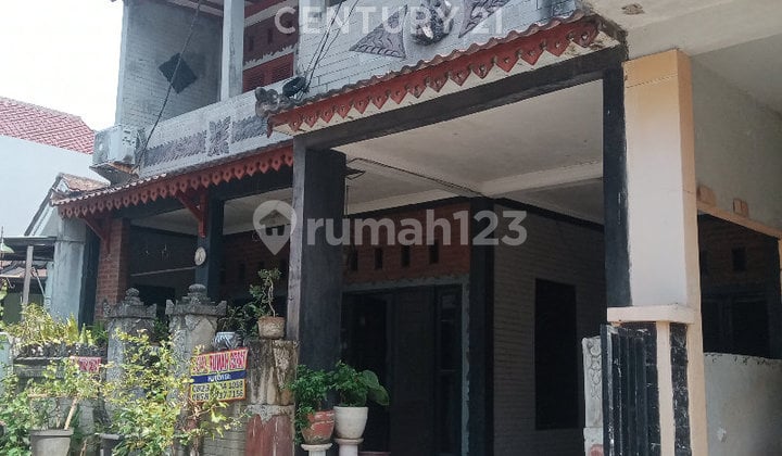 Rumah 2 Lantai Taman Royal 1 Tanah Tinggi Cipondoh Tangerang