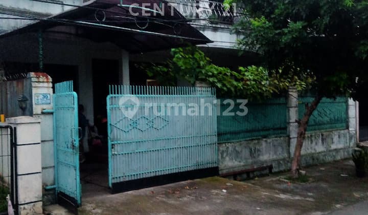 Rumah 2,5 Lantai Di Perumnas 2 Tangerang